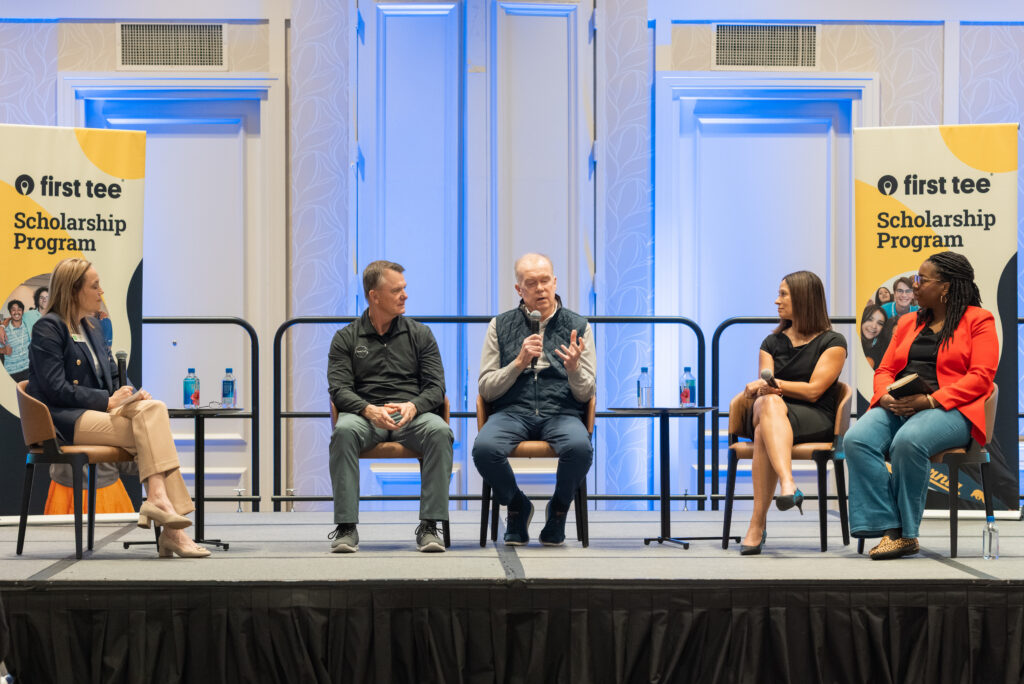 Stage with 5 panelist